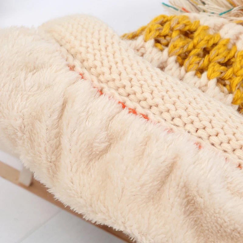 Snowy Peaks Knitted Beanie (Beige ) - | Zavonix