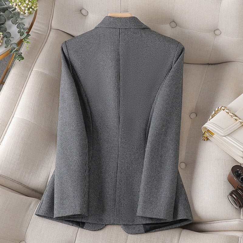 StellarConfidence™ — Own Every Moment with Effortless Power and Bold Style (White XS) - | Zavonix