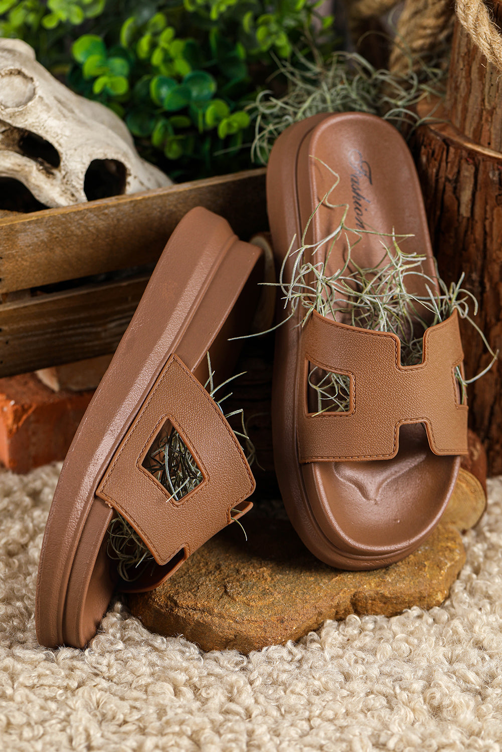 SolaraStep™ Sandals — Elevated Comfort Meets Summer Breeze