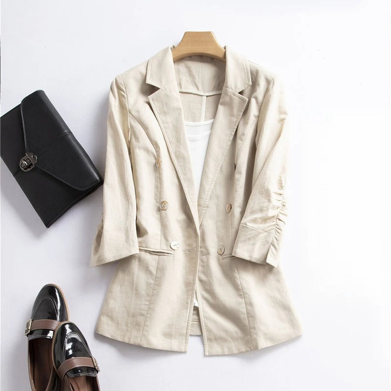 Lightweight Tailored Linen Blazer for Warm Weather Elegance