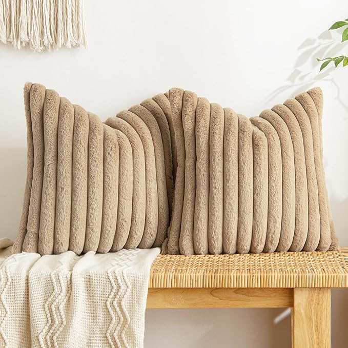 5-Piece Plush Velvet Pillow Set with Dual Textures for Cozy Home Decor 10
