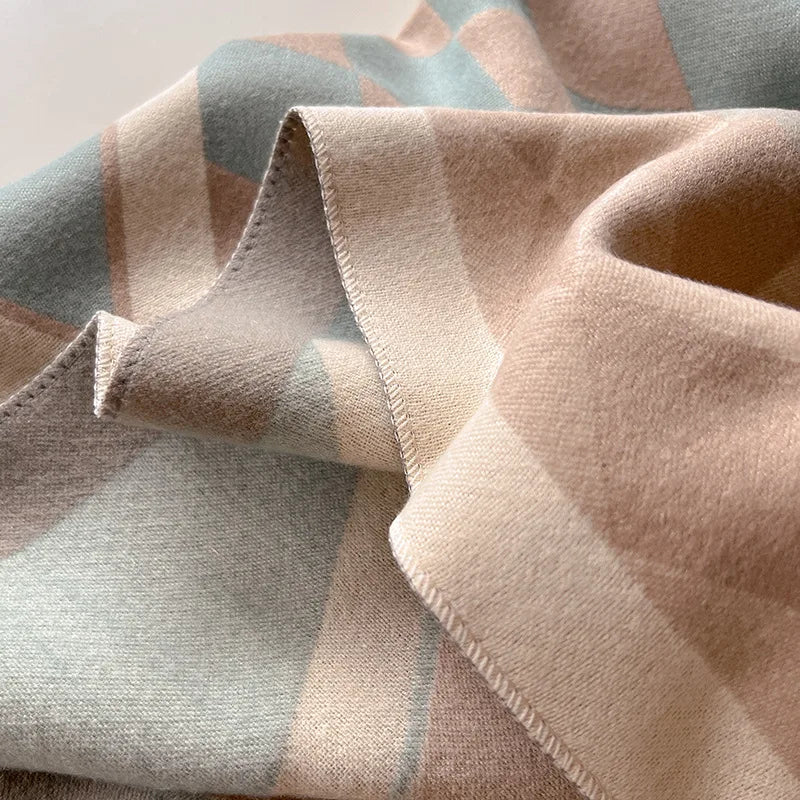 Chal para mujer Nora | Mezcla de lana de primera calidad, diseño elegante para invierno