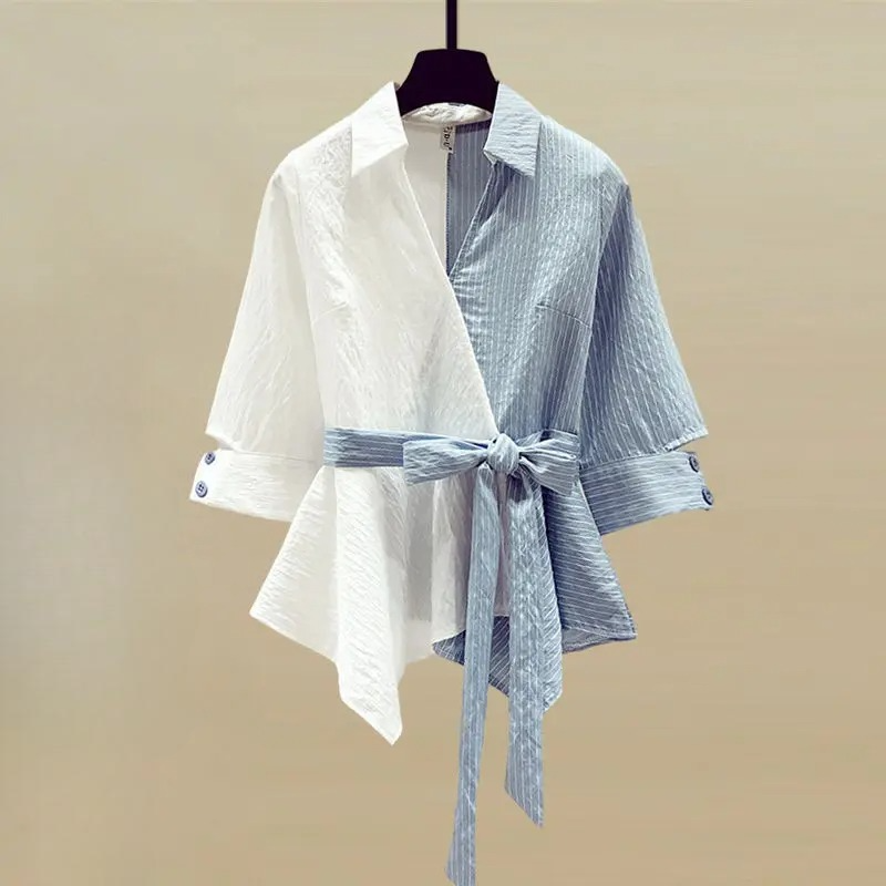 Two-Tone Belted Shirt with Tailored Fit and Stylish Contrast Panels