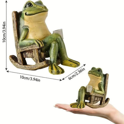 Frodo Garden Statue | Solar-Powered Frog Decor, Eco-Friendly 1