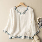 Breathable Linen Blouse with Embroidered Collar and Three-Quarter Sleeves