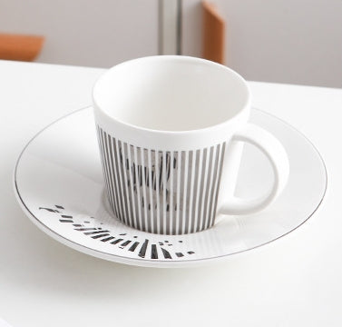 Mira Coffee Mug | Dynamic Moving Reflection, High-Quality Ceramic, 350ml 6