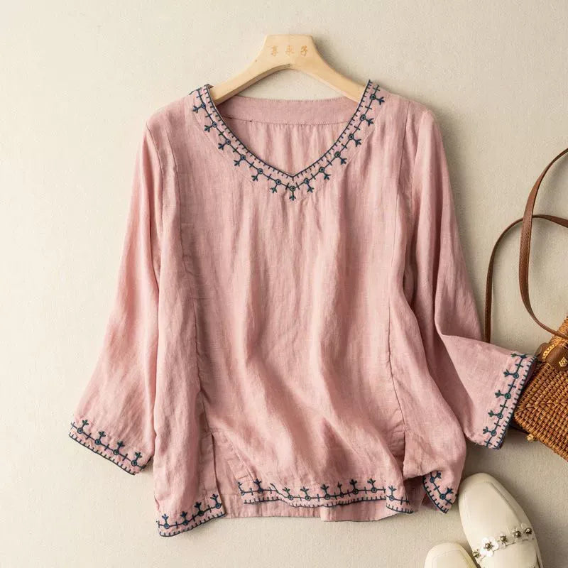 Breathable Linen Blouse with Embroidered Collar and Three-Quarter Sleeves