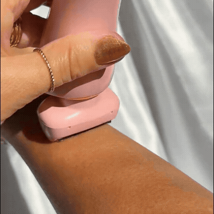 Vera Electric Shaver | 2-in-1, Waterproof, Rechargeable, Gentle on Sensitive Skin 2