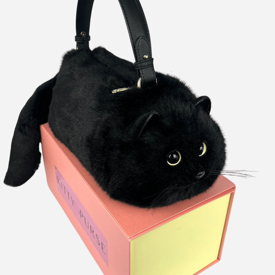A realistic feline - inspired purse that makes a sensation everywhere (Black ) - | Zavonix