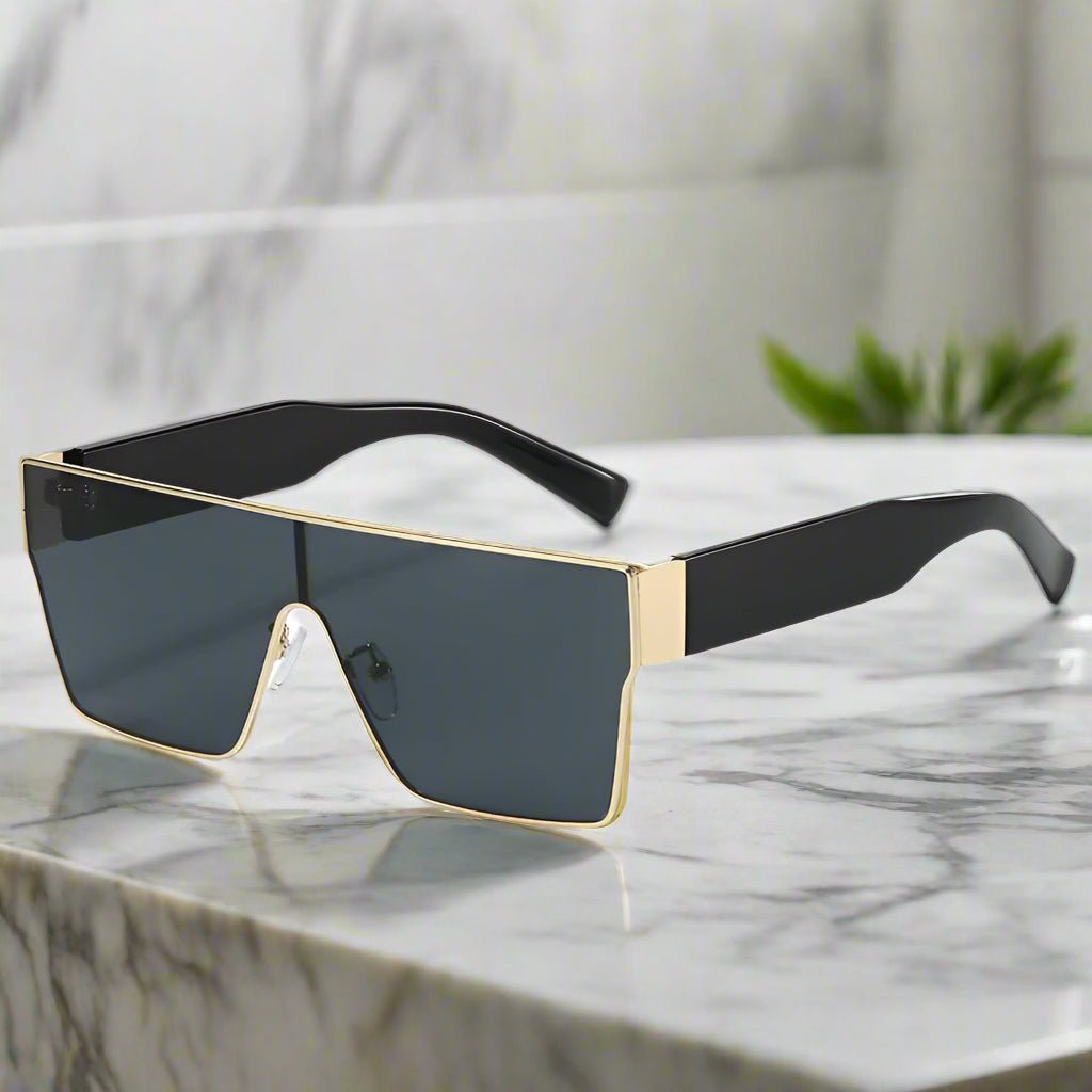 "Alina Belardi" Vintage Sunglasses (Black ) - Sunglasses | Zavonix