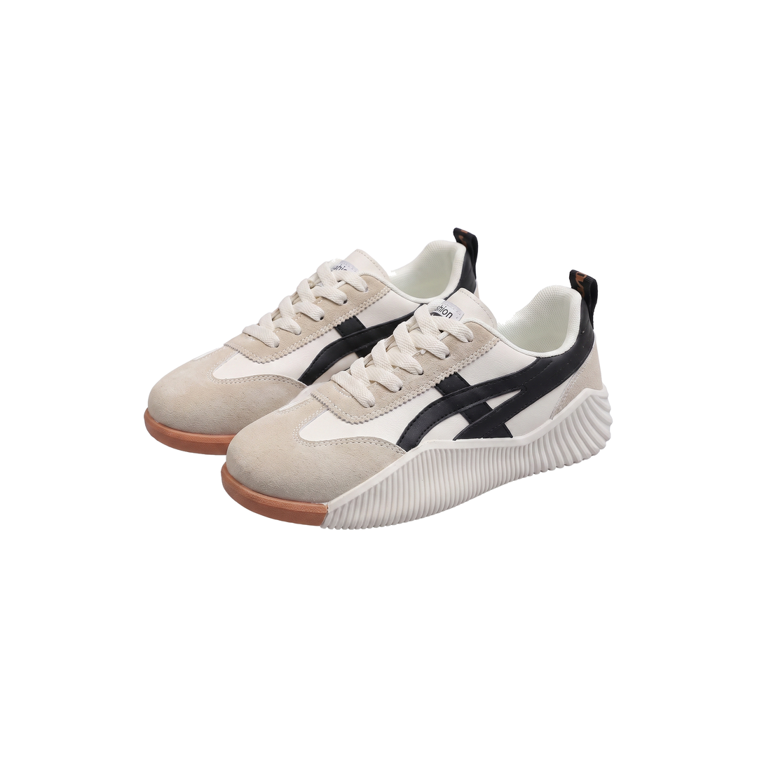Aurevessa Court Sneakers product image 1