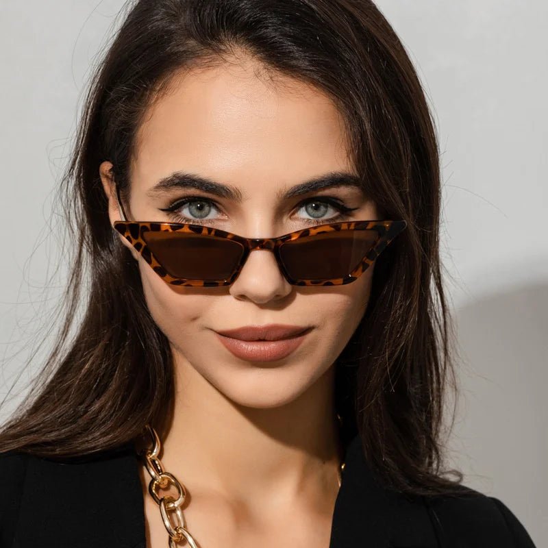 Aurora Noir Cat - Eye Sunglasses (Black ) - Sunglasses | Zavonix