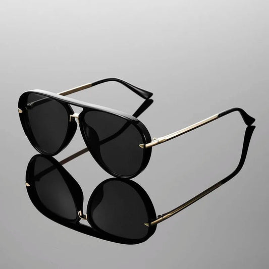 Aviaro — Vintage - Inspired Polarized Sunglasses with UV400 Protection - Zavonix