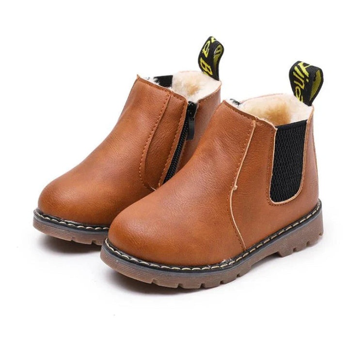 Pair of brown kids&