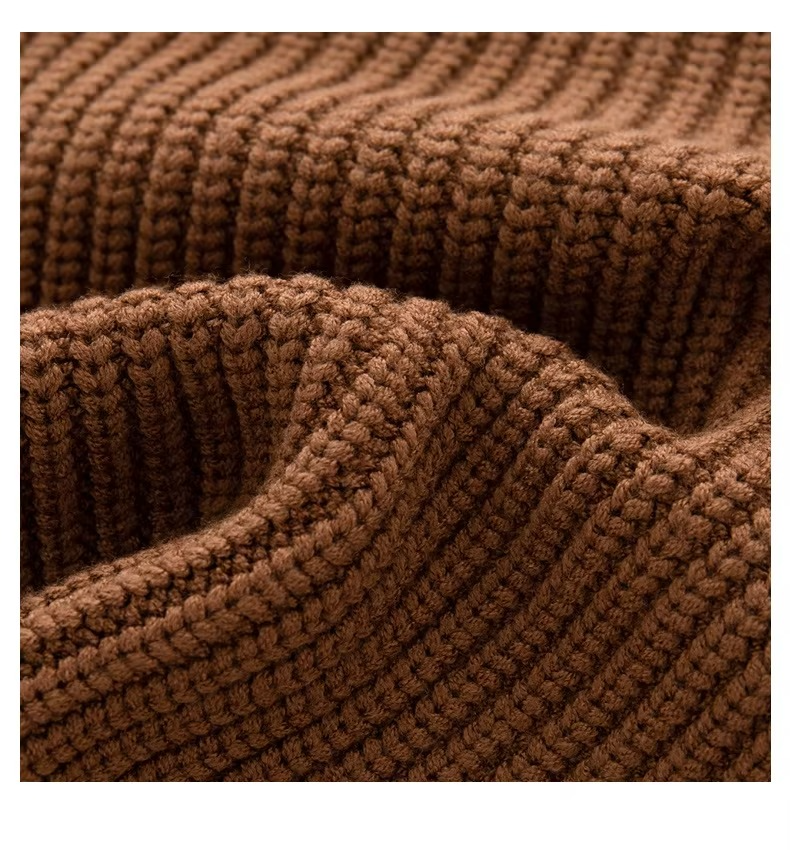 Close-up of the brown sweater&