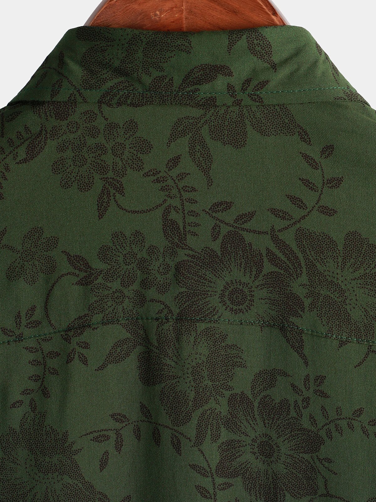 Calenzo — Men's Lightweight Viscose Summer Shirt with Retro Floral Design (S ) - short | Zavonix