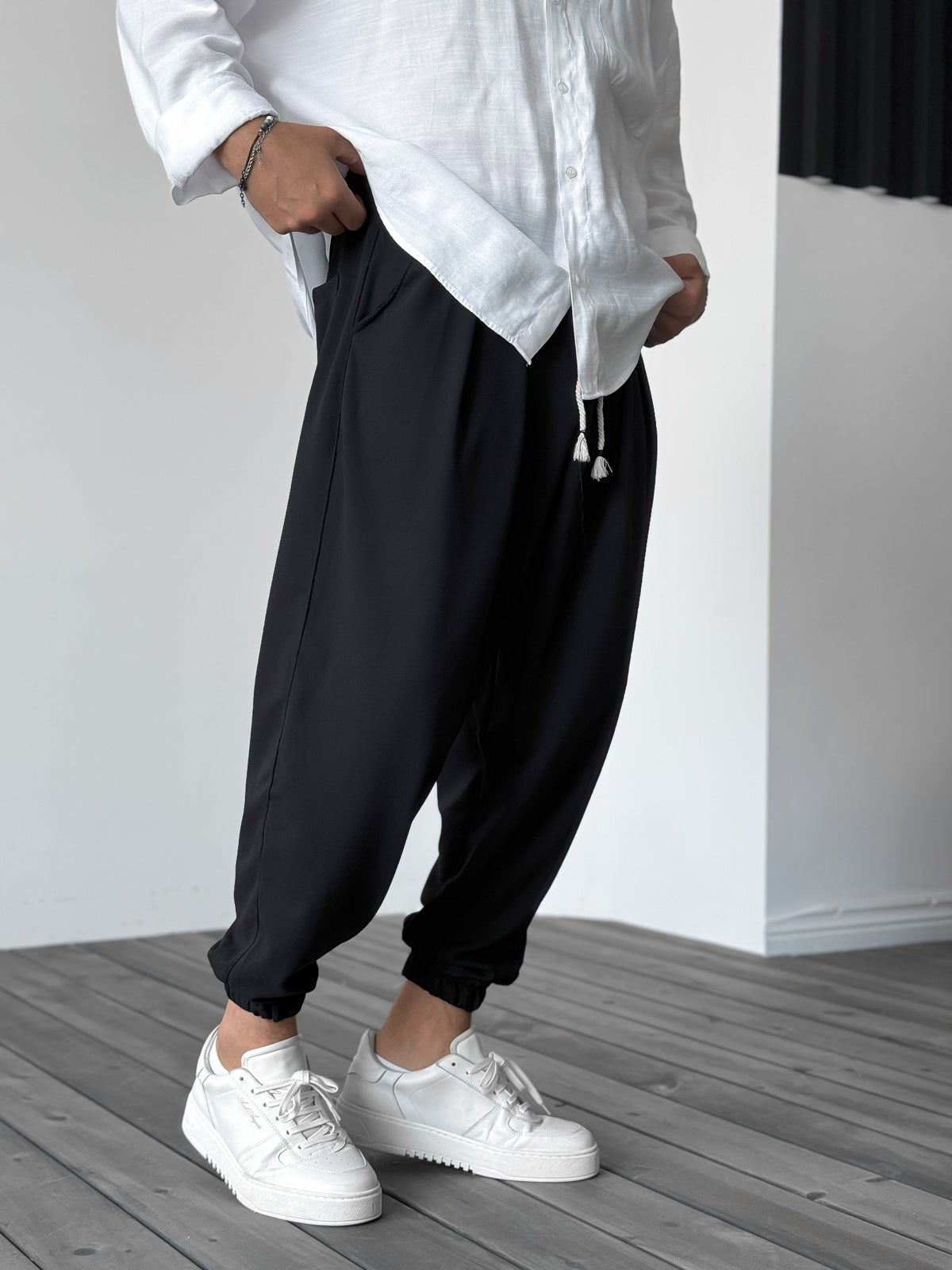 Cairen Blanc Trackpants White Joggers (Black S) - | Zavonix