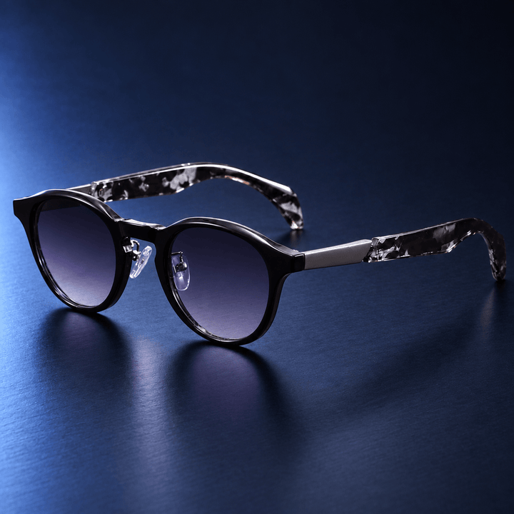 Caldris Round Sunglasses Smoke image 4