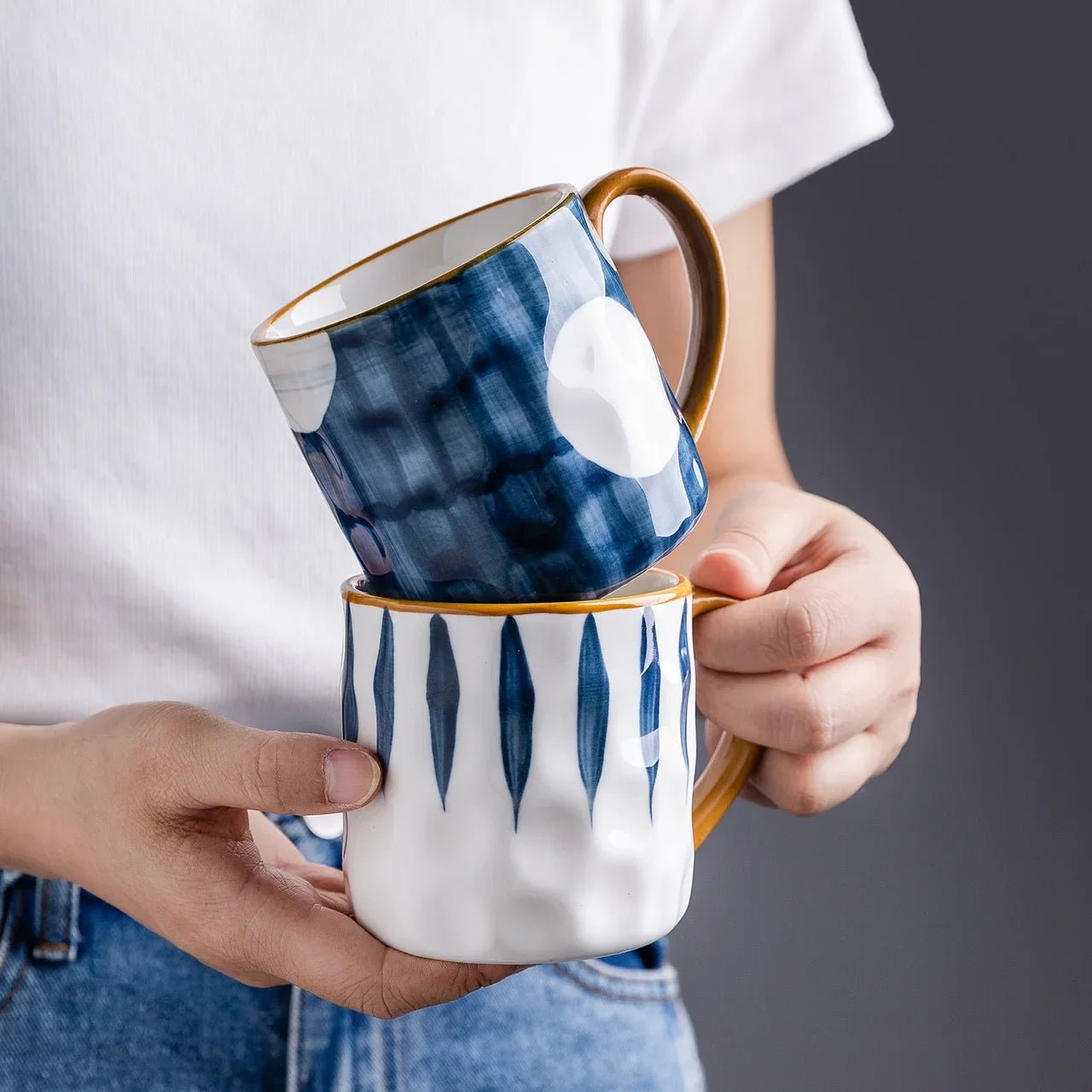 Ceramic Coffee Mug with Bold Blue and White Design – 350ml Pottery Mug, Dishwasher Safe, Artistic Accent 1