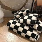 Classic Checkerboard Throw Blanket – Plush 100% Polyester Sofa Cover for Warmth and Comfort 3