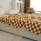 Classic Checkerboard Throw Blanket – Plush 100% Polyester Sofa Cover for Warmth and Comfort 4