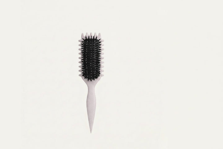 Cura Curl Brush | Frizz-Free Design for Defined Curls, Ergonomic Handle