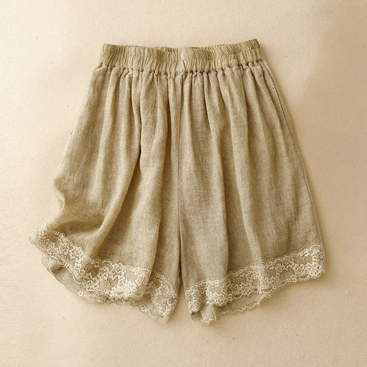 Linora — Lightweight Linen Shorts with Scalloped Hem Detail