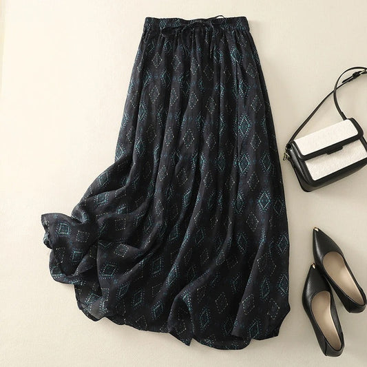 Liora — Lightweight Linen Skirt with Elastic Waistband and Flowing Hem
