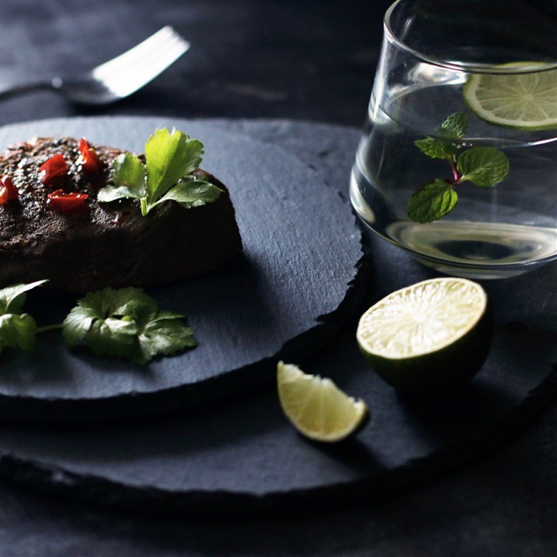 Durable Black Serving Plate for Hot & Cold Dishes – Eco-Friendly Slate-Inspired Design, Scratch-Resistant, Dishwasher Safe 2