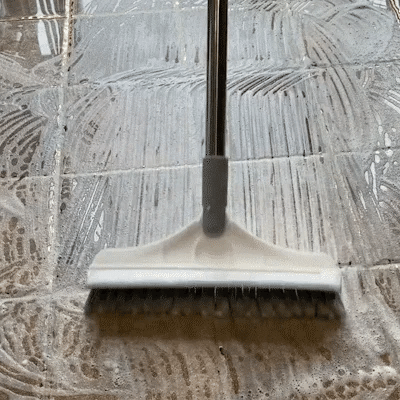 SweepSpin – 2-in-1 Rotating Brush for Effortless Cleaning