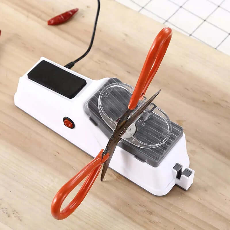 EdgeVolt — Razor - Sharp Blades in Seconds ( ) - Home & Garden > Kitchen & Dining > Kitchen Tools & Utensils > Knife Sharpeners > Electric Knife Sharpener | Zavonix