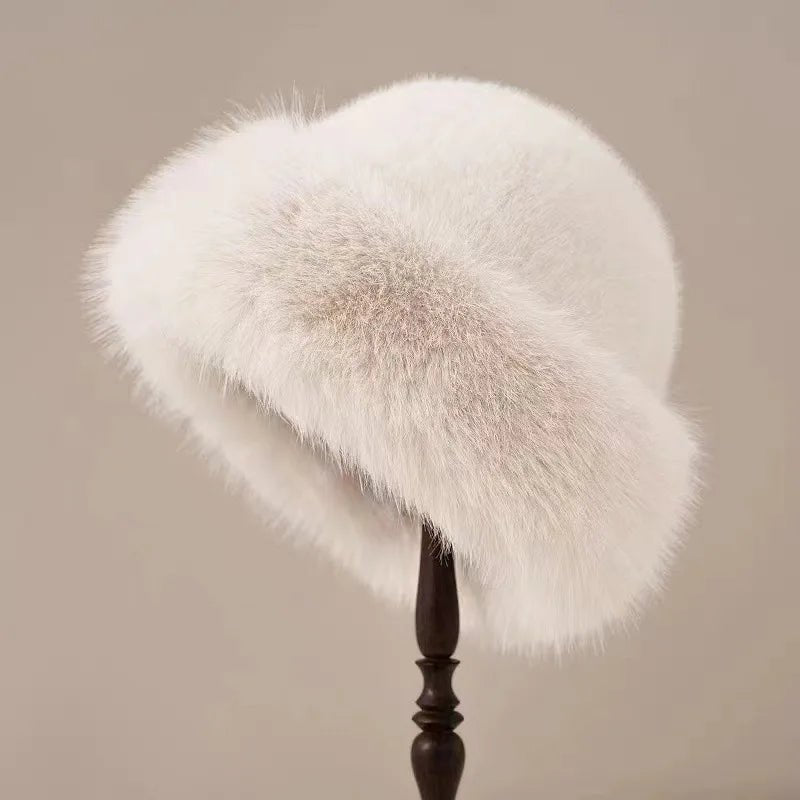 Eleganza Fiorentina Fur Cap (White ) - | Zavonix