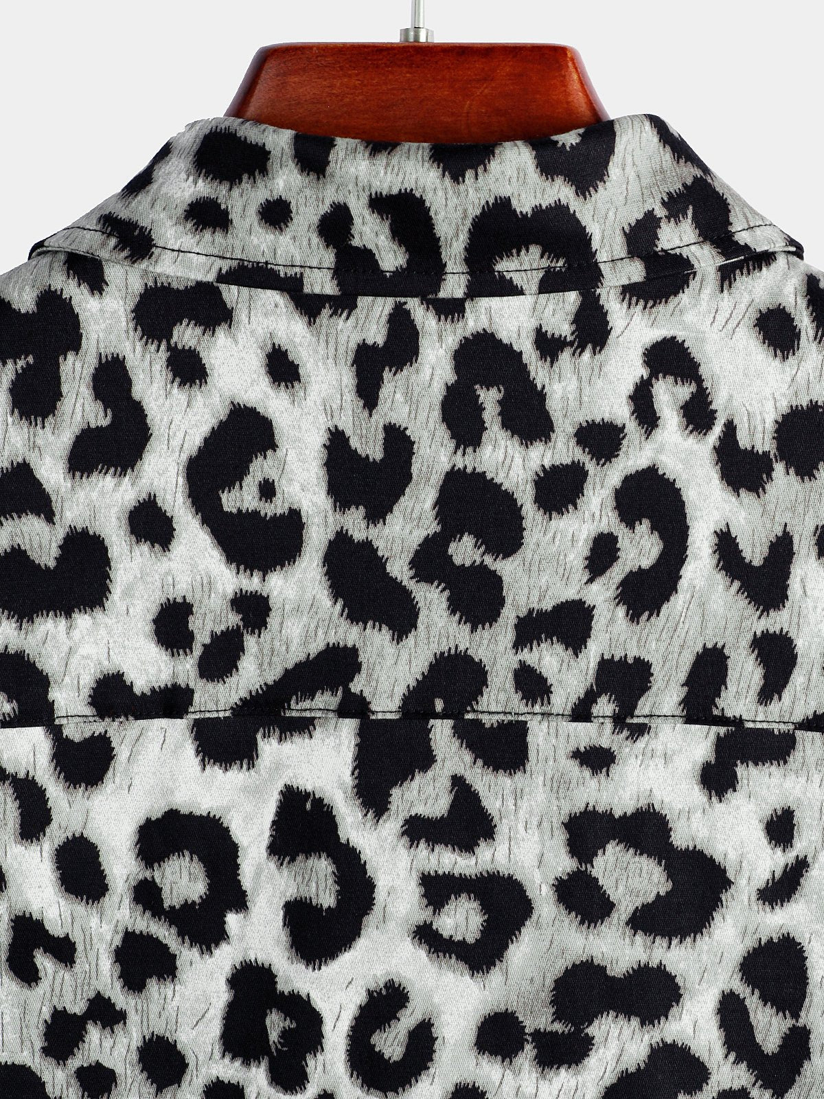 Eryndale — Men’s Cotton Stretch Shirt with Leopard Print Design (S ) - short | Zavonix
