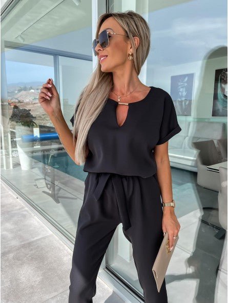 Everly V Neck Short Sleeve Jumpsuit Product Image 05