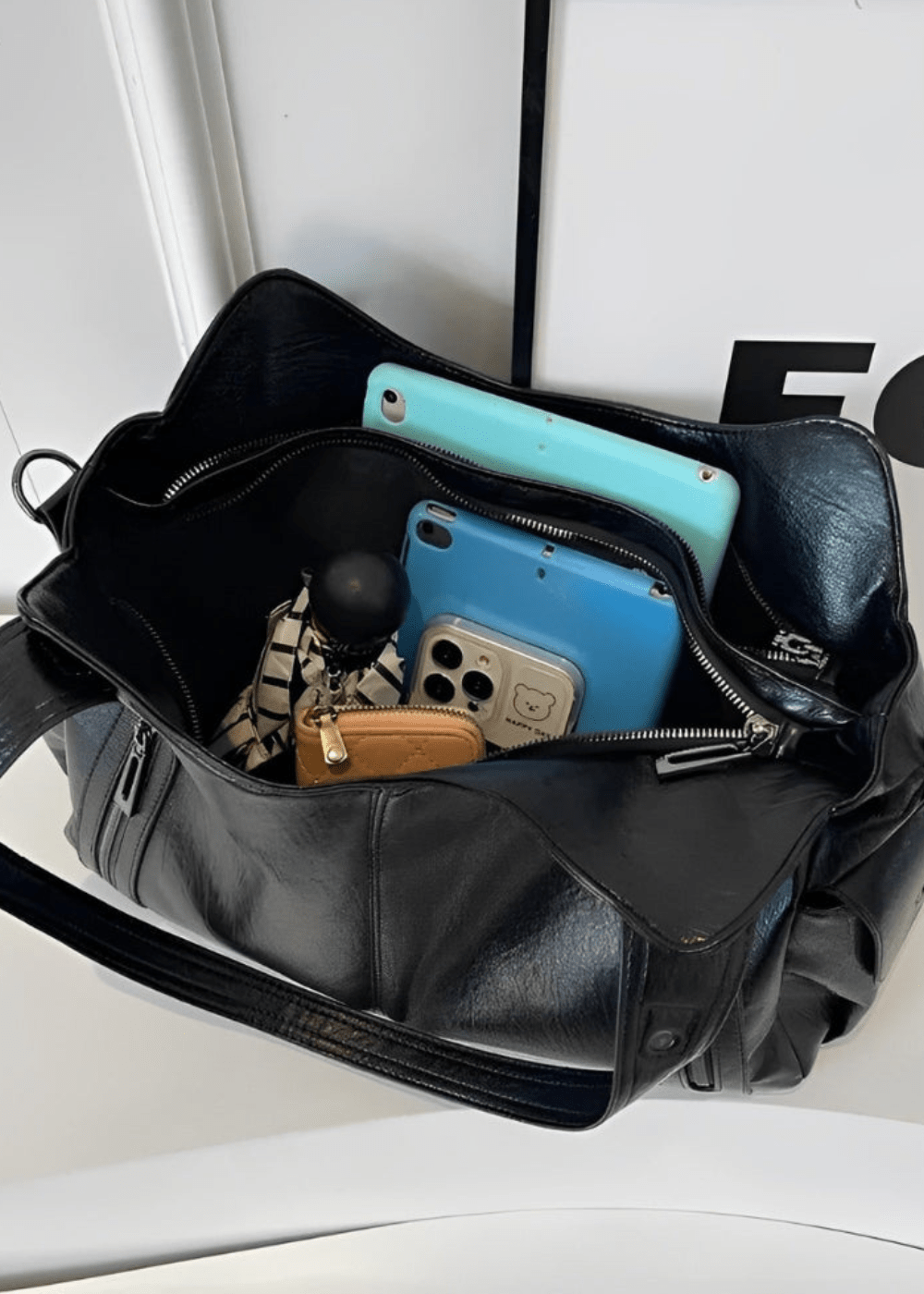 EveryRoom™ — Carry Confidence and Style Wherever You Go (Brown ) - | Zavonix