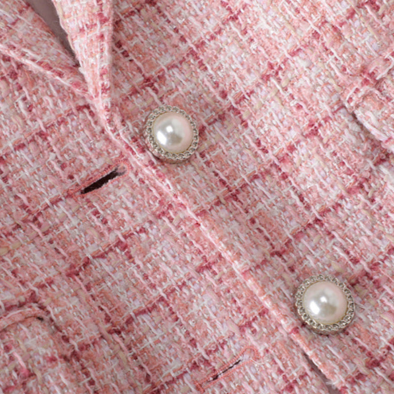 Tailored Tweed Blazer with Pearl Buttons for Elegant Style