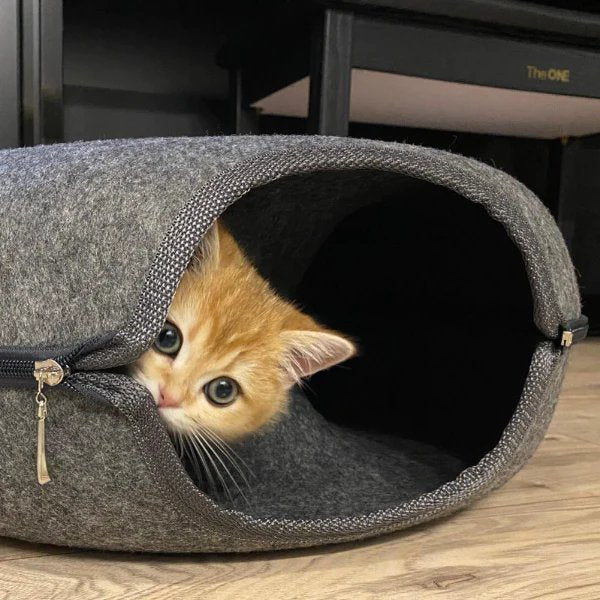 Felynn — Durable Felt Cat Tunnel and Cozy Resting Spot
