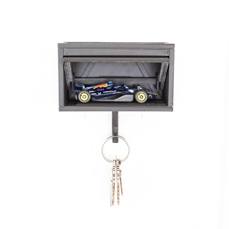 GaragePulse™ — Transform Every Key Drop into a Heart - Racing Celebration of Your Car Passion (Black ) - Car Garage Key Holder | Zavonix
