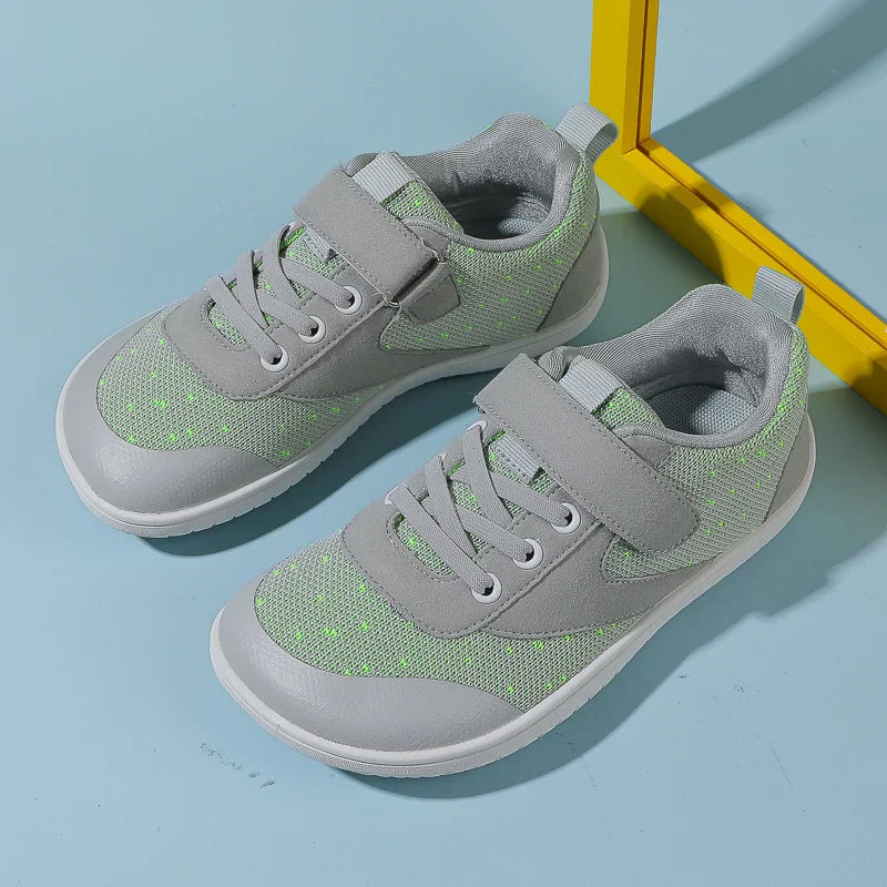 Pair of gray and green kids&