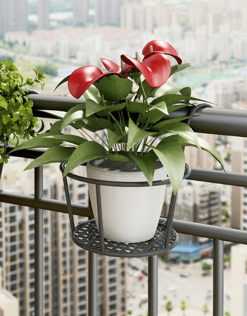 Hanging Iron Plant Stand Product Image 01