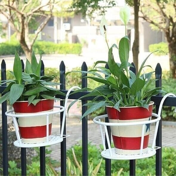 Hanging Iron Plant Stand Product Image 08