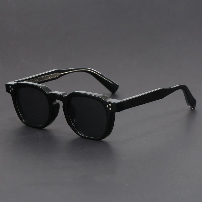 "Harlington" Timeless Rectangular Sunglasses (Black ) - Sunglasses | Zavonix