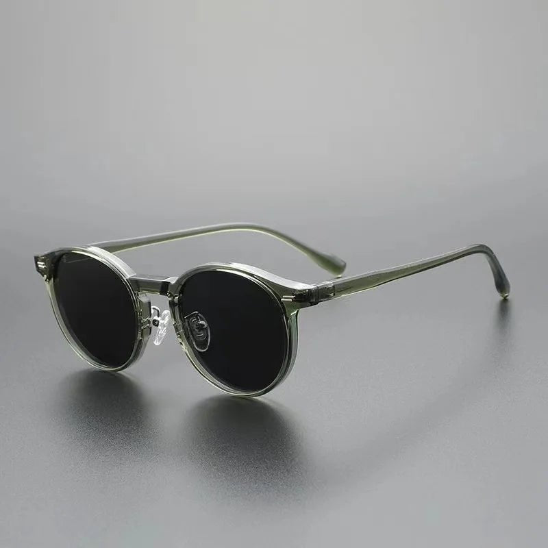 Helven — Lightweight Tortoiseshell Sunglasses with UV400 Protection (Black ) - | Zavonix
