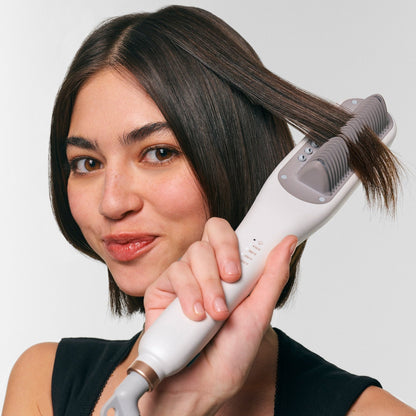 HydroSleek™ — Scatena Capelli Setosi e Senza Crespo Che Attirano Subito l'Attenzione