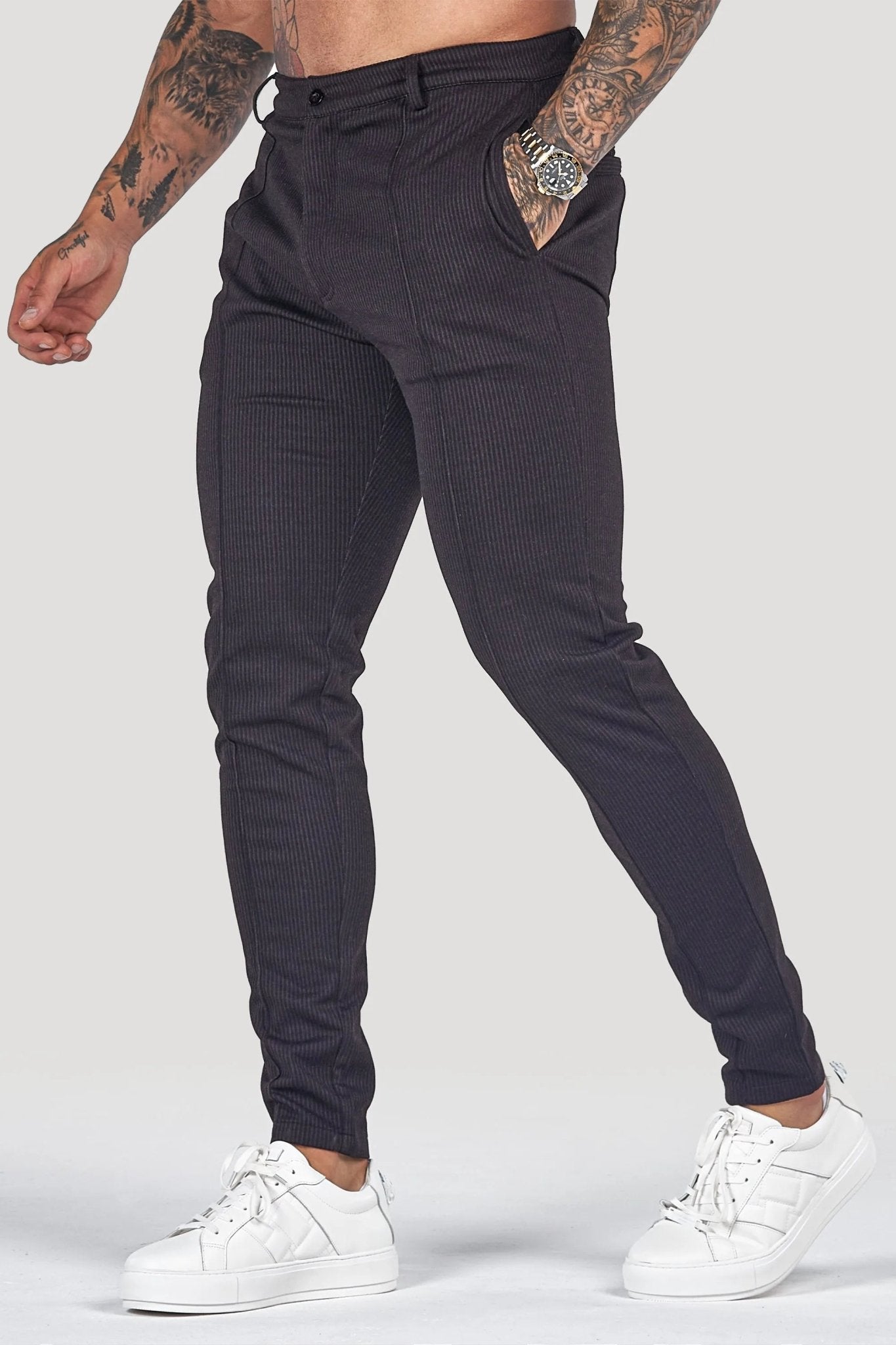Lioren — Slim Fit Trousers with Tapered Ankles for Comfort (Dark Grey 28) - Trousers | Zavonix