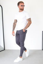 Lioren — Slim Fit Trousers with Tapered Ankles for Comfort (Dark Grey 28) - Trousers | Zavonix