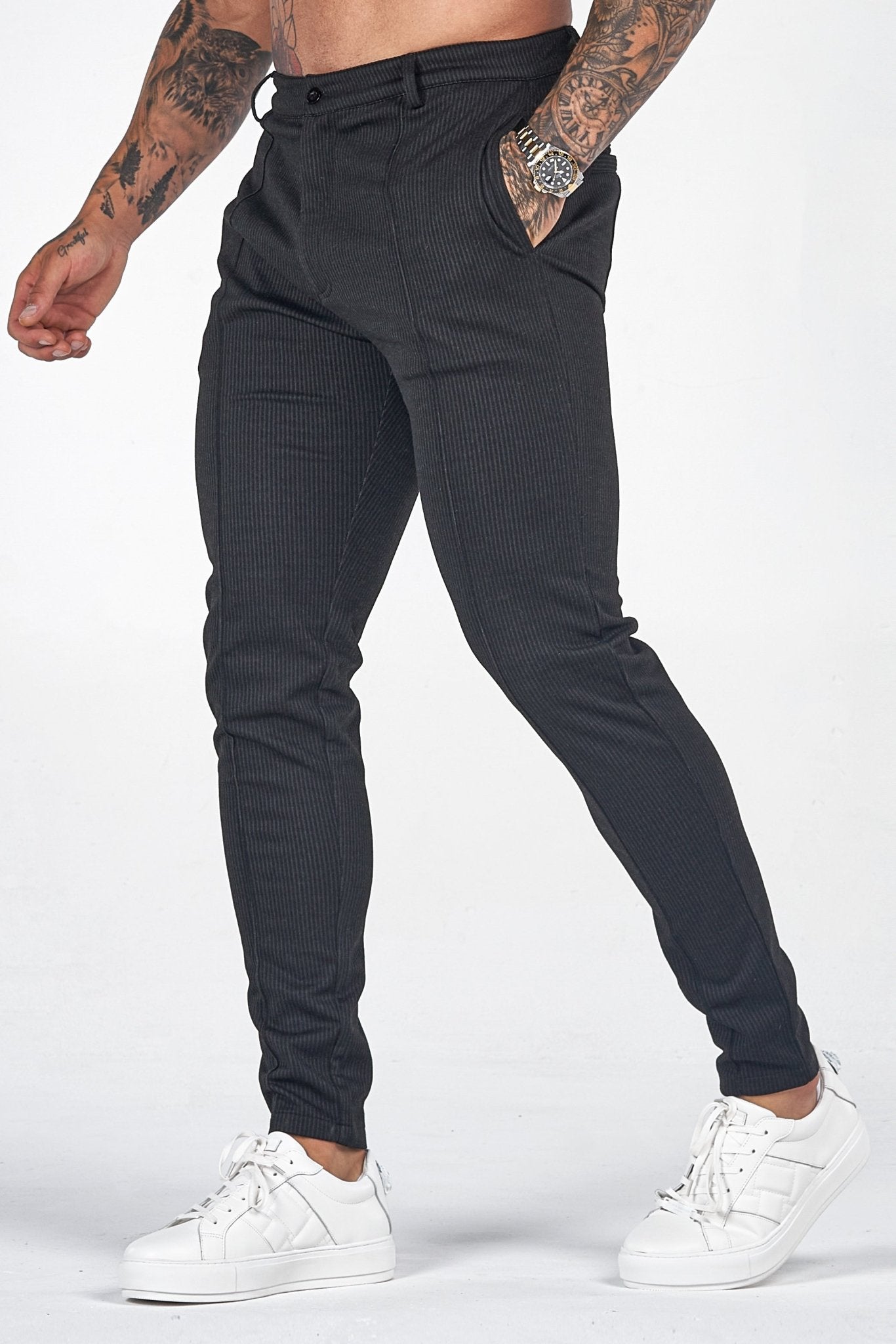 Lioren — Slim Fit Trousers with Tapered Ankles for Comfort (Black 28) - Trousers | Zavonix
