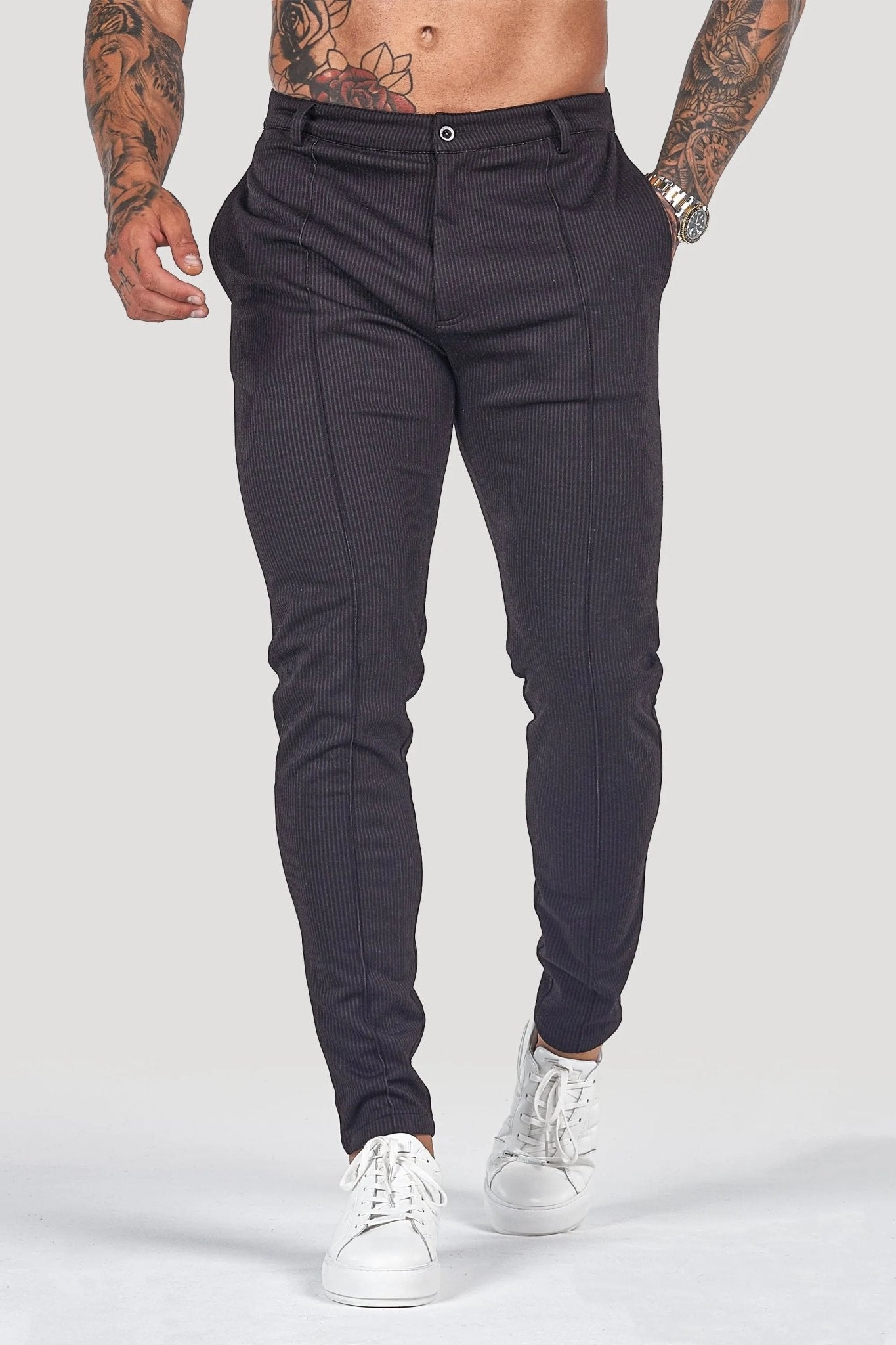 Lioren — Slim Fit Trousers with Tapered Ankles for Comfort (Dark Grey 28) - Trousers | Zavonix