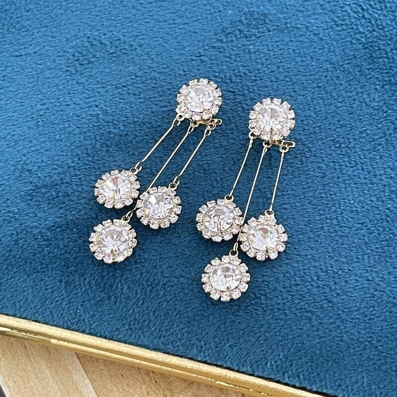 Luna Petal Zirconia Earrings Product Image 08