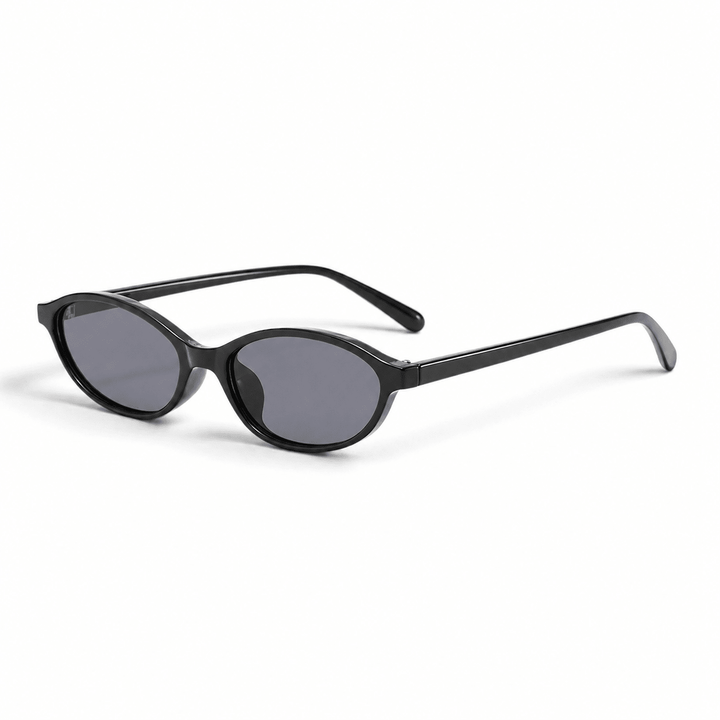 Maelle Oval Sunglasses Black image 05